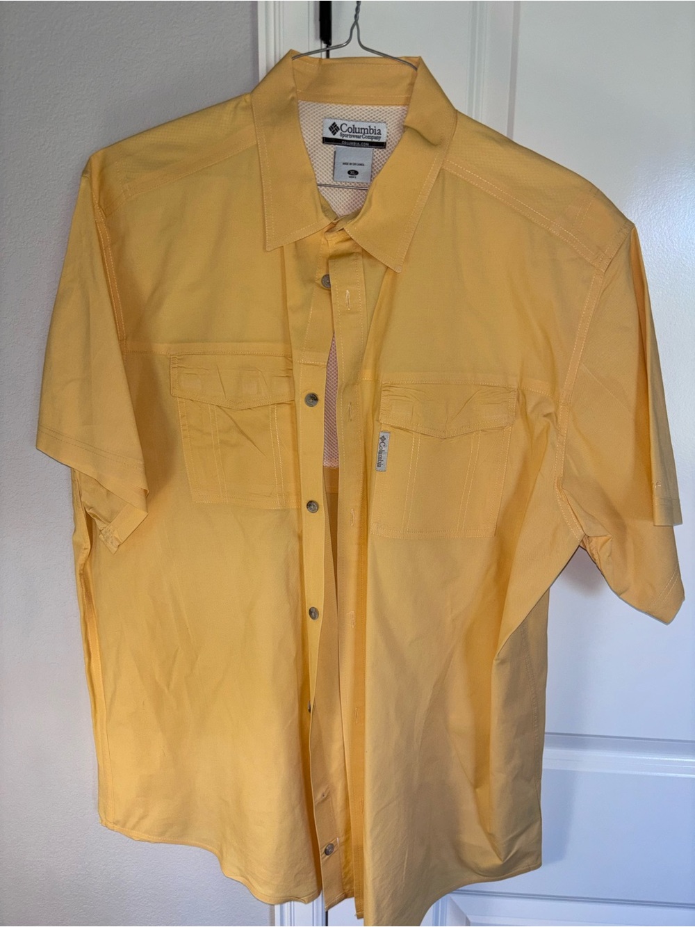 Columbia Men’s Short Sleeve Button-Down Shirt - Yellow